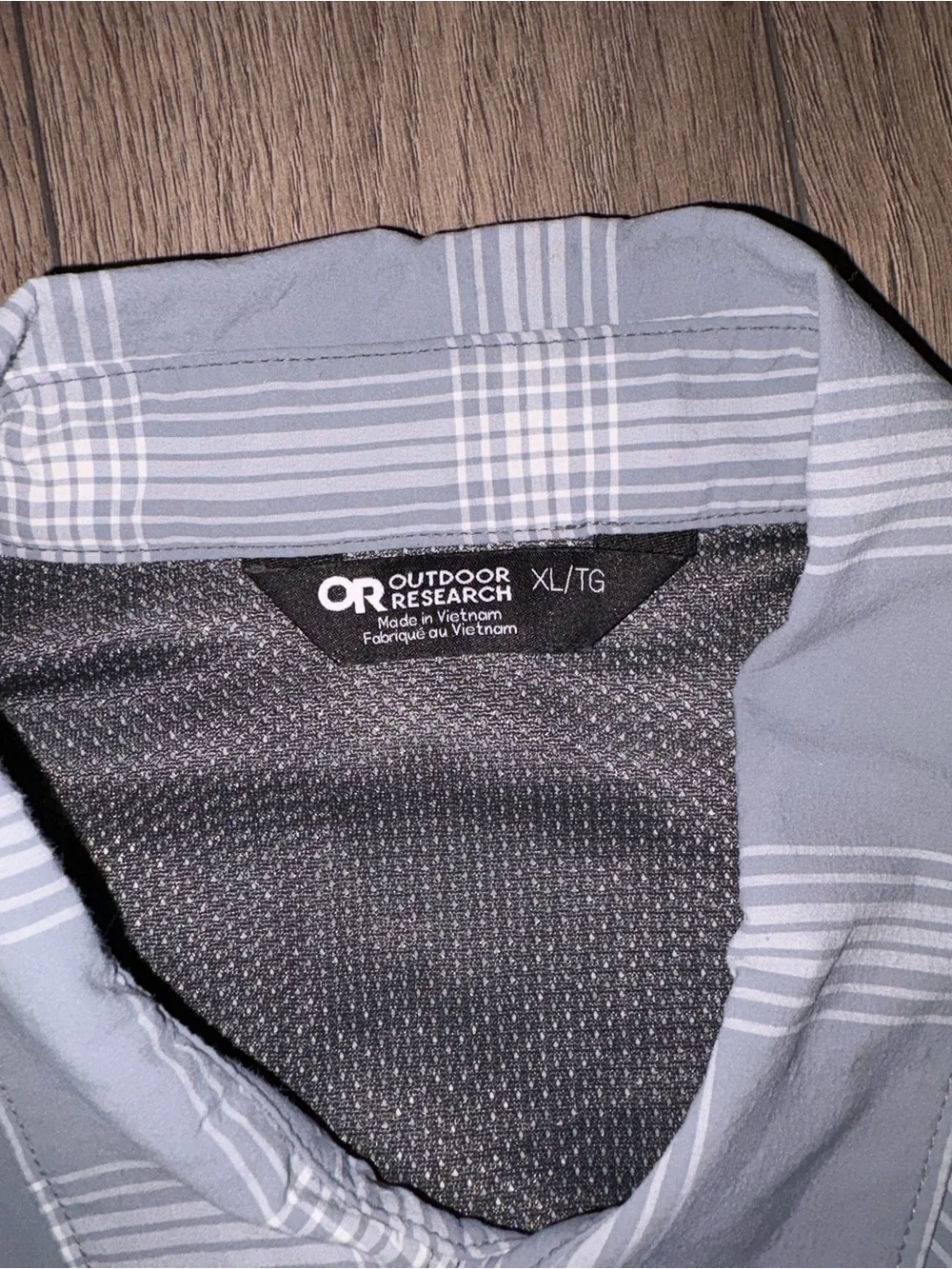 Outdoor Research Light Gray Plaid Short Sleeve Button-Down Shirt - Picture 2 of 2